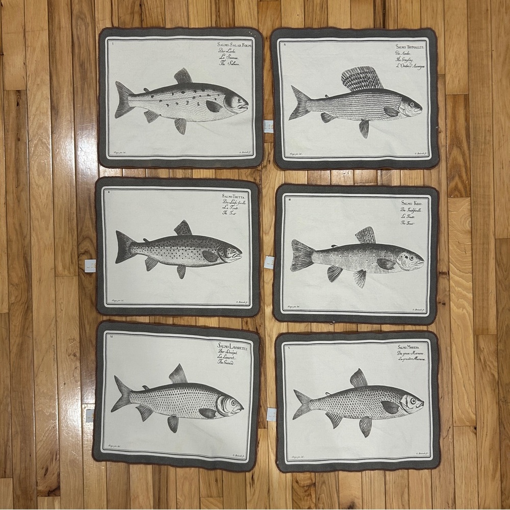 VINTAGE Set of 6 fish fabric placemats in grey and white
